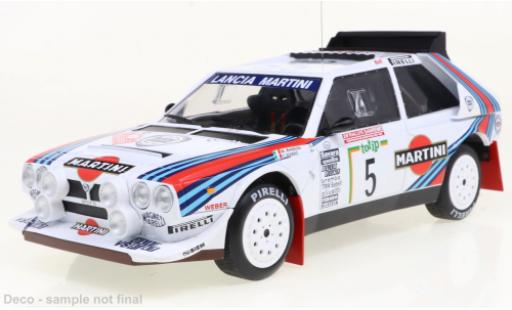 Diecast model cars Lancia Delta S4 No.5 Rally San Remo 1986 1/18 IXO