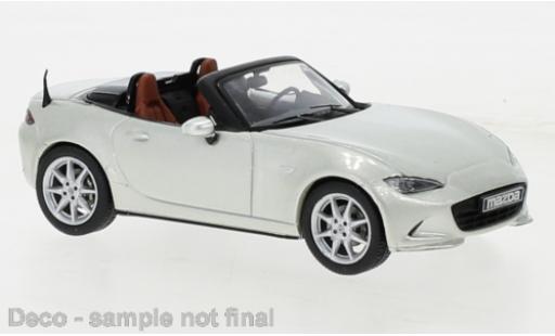 Diecast model cars Mazda MX-5 Base -5 metallise beige 2019 1/43 IXO