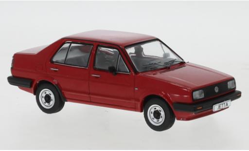Diecast model cars Volkswagen Jetta I II red 1984 1/43 IXO