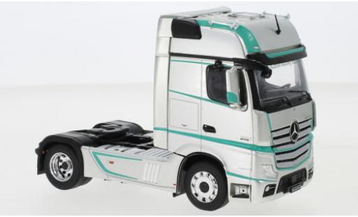 Diecast model cars Mercedes Actros Base MP4 grey 1/43 IXO