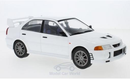 Diecast model cars Mitsubishi Lancer Evolution VI RS white 1998 1/18 IXO