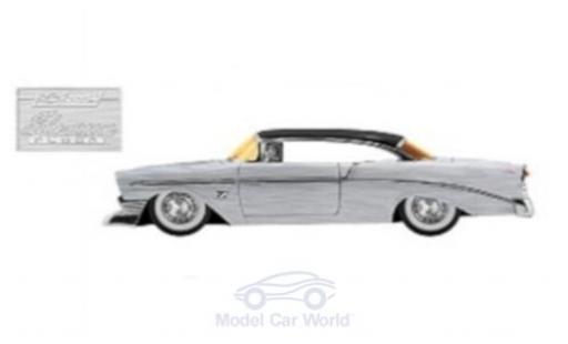 Diecast model cars Chevrolet Bel Air Coupe grey/black 1956 1/24 Jada Toys