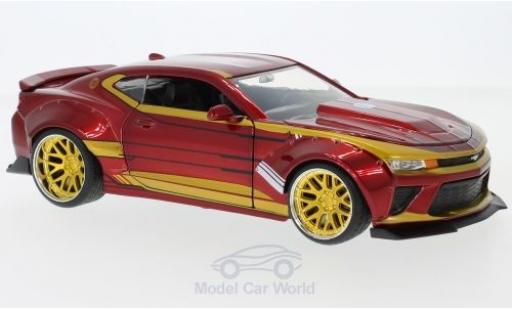 Diecast model cars Chevrolet Camaro RS red/gold Marvel Avengers - Iron Man 2016 with Figur 1/24 Jada Toys