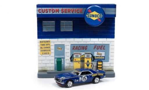 Diecast model cars Chevrolet Camaro Coupe Sunoco 1977 Diorama 1/64 Johnny Lightning