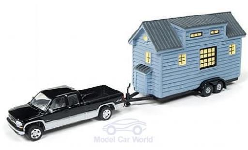 Diecast model cars Chevrolet Silverado pickup 1500 metallic black/grey 2002 with Tiny House without Vitrine 1/64 Johnny Lightning