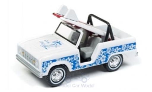 Diecast model cars Ford Bronco Wagon white/blue 1966 with Surfboard 1/64 Johnny Lightning