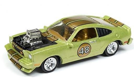 Diecast model cars Ford Mustang Cobra II metallic green/gold The Spoilers 1976 tuning sans Vitrine 1/64 Johnny Lightning