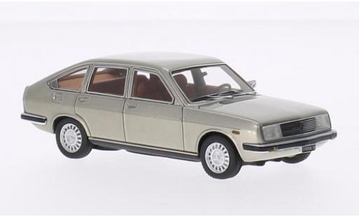 Diecast model cars Lancia Beta berline Berlina 1600 2S metallise beige 1978 1/43 Kess