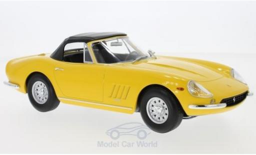 Diecast model cars Ferrari 275 GTB/4 NART Spyder yellow Softtop liegt ein 1/18 KK Scale