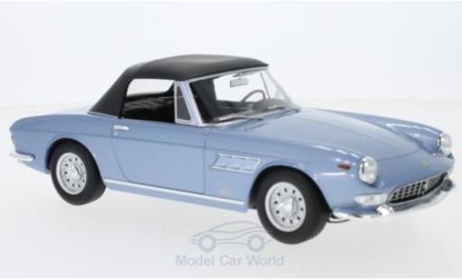 Diecast model cars Ferrari 275 GTS Pininfarina Spyder metallic blue Softtop liegt ein 1/18 KK Scale
