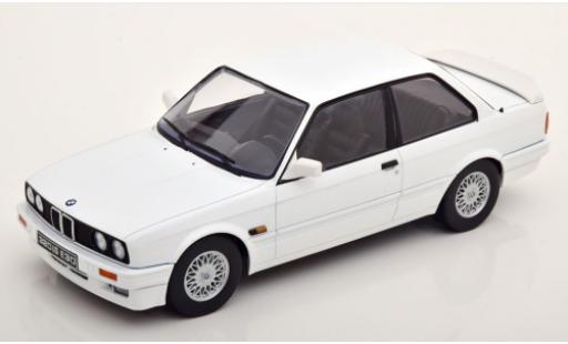 Diecast model cars Bmw 320 is (E30) white 1989 1/18 KK Scale