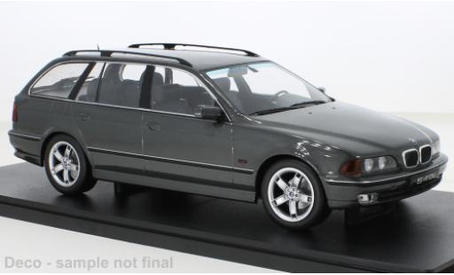 Diecast model cars Bmw 540 touring i (E39) metallise grey 1997 1/18 KK Scale