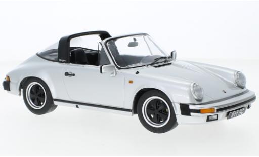 Diecast model cars Porsche 911 SC grey 1983 1/18 KK Scale