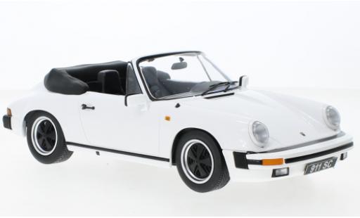 Diecast model cars Porsche 911 SC white 1983 1/18 KK Scale