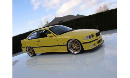 Bmw M3 coupe 1/18 Ut Models jaune E36 jantes bbs bords larges diecast model cars