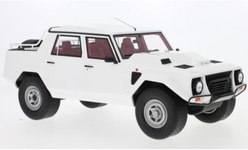 Diecast model cars Lamborghini LM LM002 002 white 1/18 GT Spirit