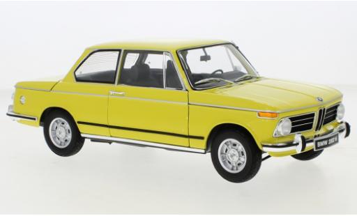 Diecast model cars Bmw 2002 tii yellow 1/18 Kyosho