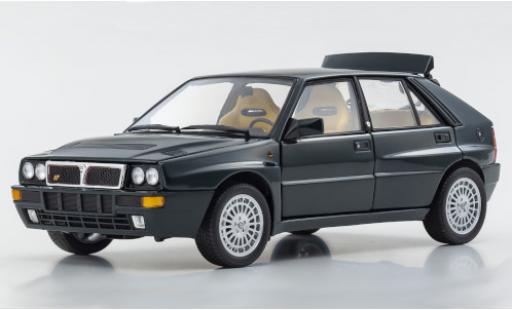 Diecast model cars Lancia Delta HF Integrale green 1/18 Kyosho