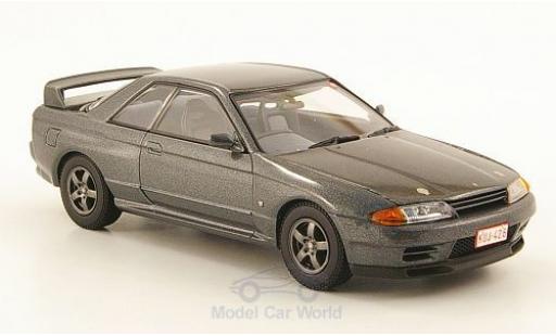 Diecast model cars Nissan Skyline Base GT-R (BNR 32) metallic grey RHD N&Atilde;&frac14;rburgring Test Car 1/43 Kyosho