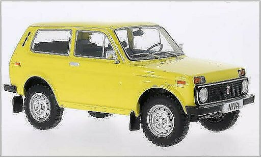 Lada Niva Base 1/18 MCG 1600 yellow 1976 diecast model cars