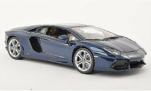 Lamborghini Aventador LP700-4 1/18 Burago blue 2011 diecast model cars