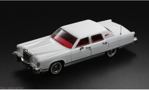 Diecast model cars Lincoln Continental 1979 white 1/64 Sun Star