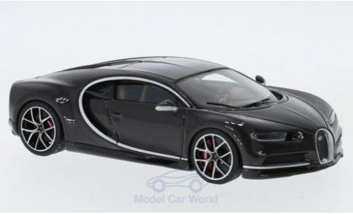 Diecast model cars Bugatti Chiron coupe brown/carbon 1/43 Look Smart