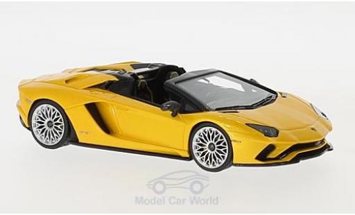 Diecast model cars Lamborghini Aventador Roadster S metallic yellow 1/43 Look Smart