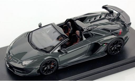 Diecast model cars Lamborghini Aventador SVJ Roadster metallic grey 2019 1/43 Look Smart