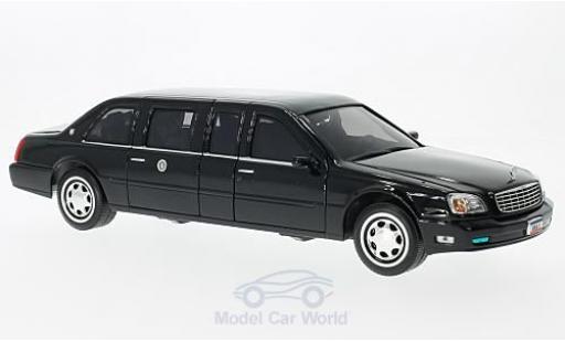 Diecast model cars Cadillac Deville Limousine Presidental black 2001 Standarten liegen bei 1/24 Lucky Die Cast