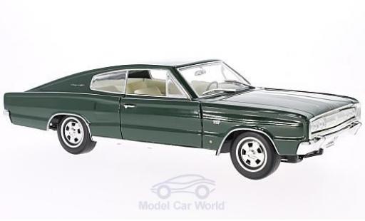 Diecast model cars Dodge Charger 1966 green 1/18 Lucky Die Cast