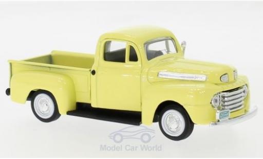 Diecast model cars Ford F-1 Pick Up yellow 1948 1/43 Lucky Die Cast