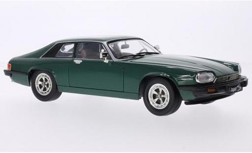 Diecast model cars Jaguar XJS Base metallic green 1975 1/18 Lucky Die Cast