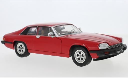 Diecast model cars Jaguar XJS Base red 1975 1/18 Lucky Die Cast