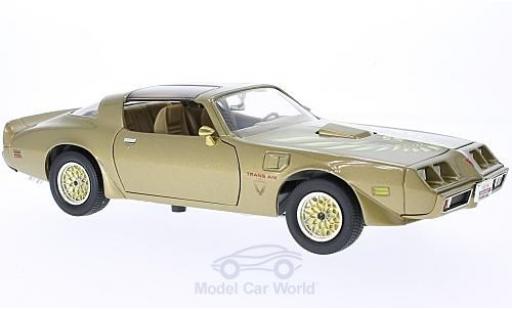 Diecast model cars Pontiac Firebird Trans Am gold 1/18 Lucky Die Cast