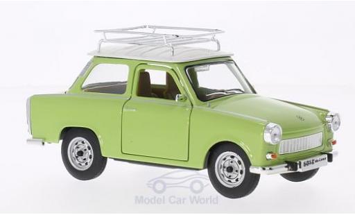 Diecast model cars Trabant 601 S Deluxe with roofgep&Atilde;&curren;cktr&Atilde;&curren;ger green/white 1/18 Lucky Die Cast
