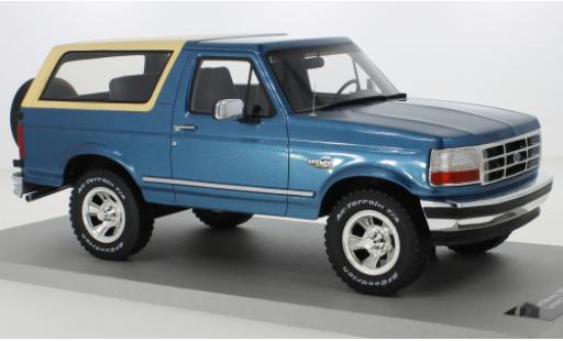 Diecast model cars Ford Bronco Wagon metallic blue 1992 1/18 Lucky Step Models