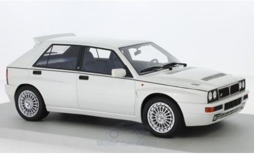 Diecast model cars Lancia Delta HF Integrale Evoluzione Evo II metallic white 1/18 Lucky Step Models