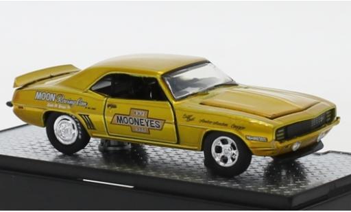Diecast model cars Chevrolet Camaro Z28 Z/28 RS Mooneyes 1969 1/64 M2 Machines