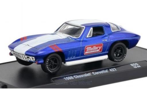 Diecast model cars Chevrolet Corvette Coupe 427 metallic blue/white 1966 1/64 M2 Machines