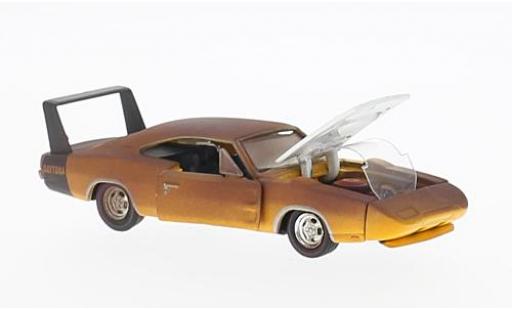 Diecast model cars Dodge Charger Daytona 440 1969 verrostet voiture Projects Release 40 1/64 M2 Machines