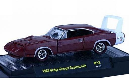 Diecast model cars Dodge Charger Daytona 440 metallic brown/white 1969 Detroit-Muscle Release 32 1/64 M2 Machines