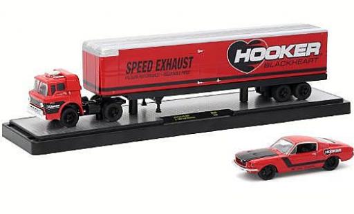 Diecast model cars Ford Mustang Hardtop C-600 red Hooker Blackheart 1970 + 1968 Mustang 1/64 M2 Machines