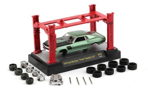 Diecast model cars Ford Mustang Tuning metallic green/matt-black 1970 Foose Gambler 514 avec Hebeb&Atilde;&frac14;hne et 2 Rads&Atilde;&curren;tzen 1/64 M2 Machines