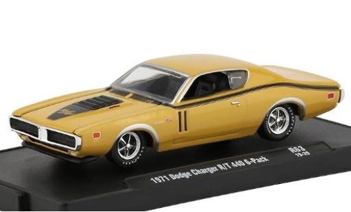 Diecast model cars Dodge Charger R/T 440 6-Pack beige/black 1971 1/64 M2 Machines