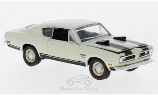 Diecast model cars Plymouth Barracuda 1969 440 beige 1/64 M2 Machines
