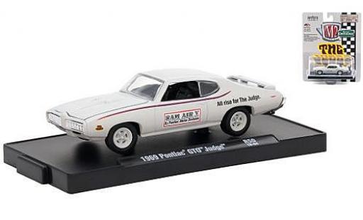 Diecast model cars Pontiac GTO The Judge white Motor Division 1969 1/64 M2 Machines