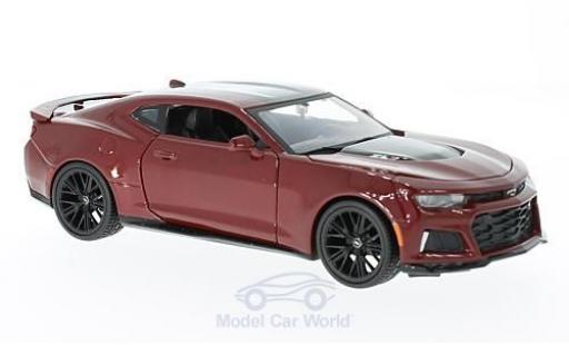 Diecast model cars Chevrolet Camaro ZL1 metallic red 2017 1/24 Maisto