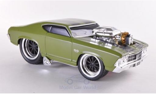 Diecast model cars Chevrolet Chevelle SS olive 1969 1/24 Maisto