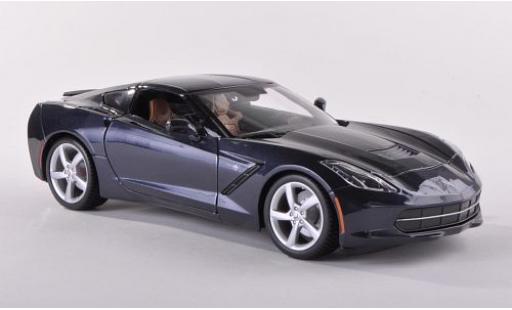 Diecast model cars Chevrolet Corvette Stingray (C7) metallic blue 2013 1/18 Maisto